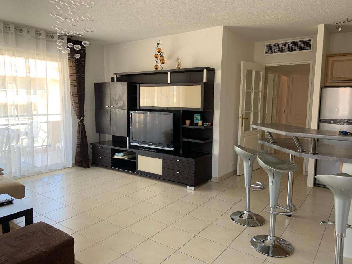 Port Frejus - Le Romanee - Appartement Vue Mer - 2 Chambres Eksteriør billede